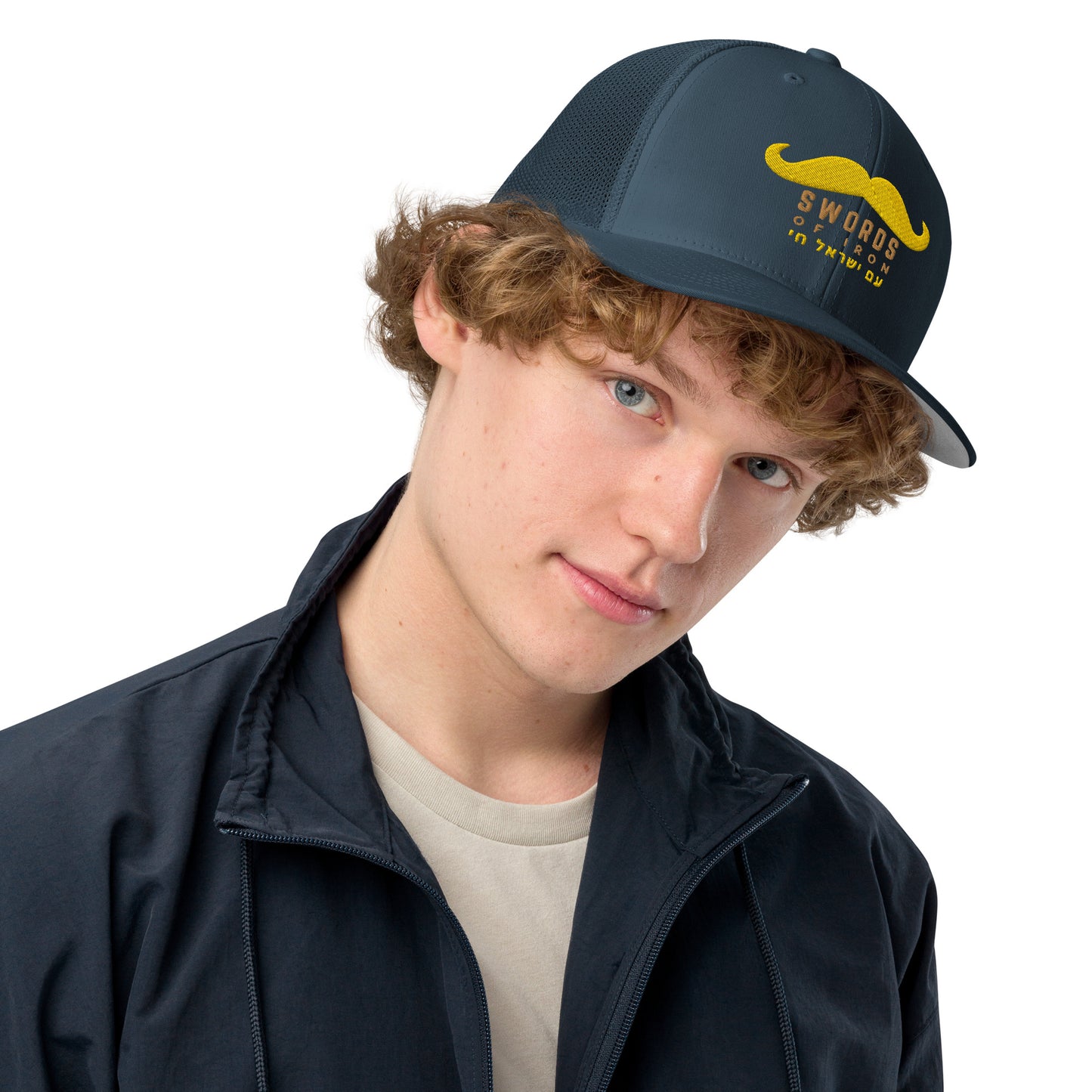 Closed-back trucker cap